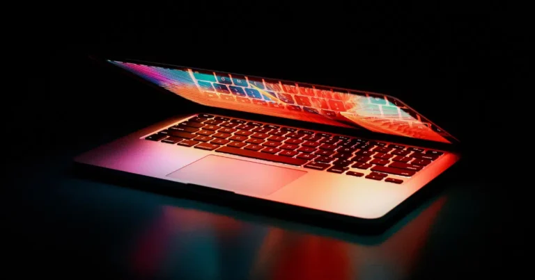 MacBook screen repair in Delhi NCR by Kushwaha Telecom